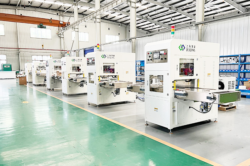 紧凑型双工位推盘滑台式高周波机